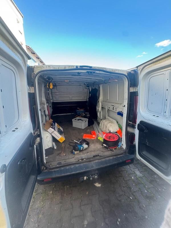 Gebraucht Renault Trafic 125 PS (91 kW) 2018 Weiß Van / Kleinbus