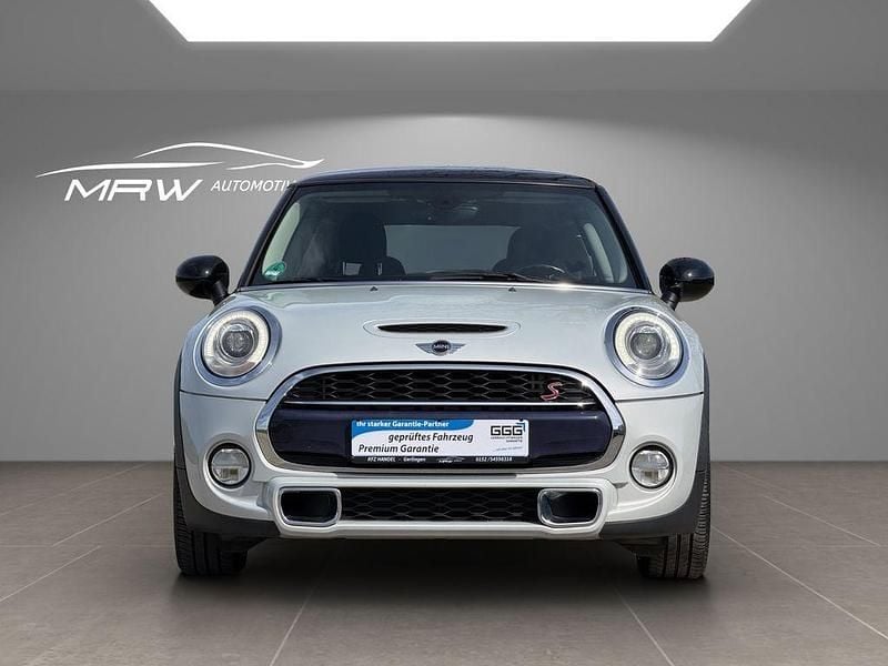 Usado Mini Cooper S 192 HP (141 kW) 2016 Prateado Citadino