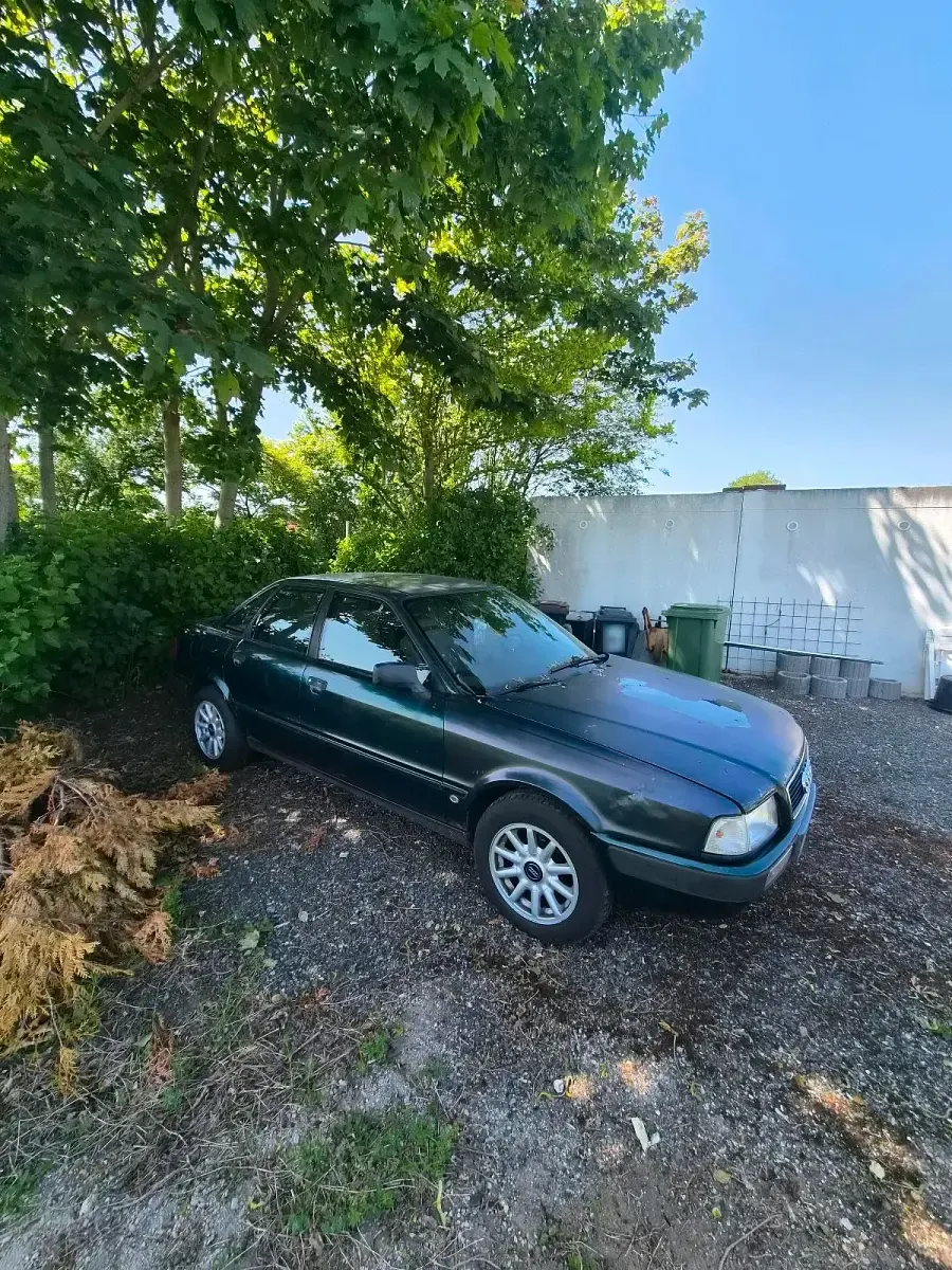 Używany Audi 80 90 KM (66 kW) 1992 Zielony Sedan/Limuzyna