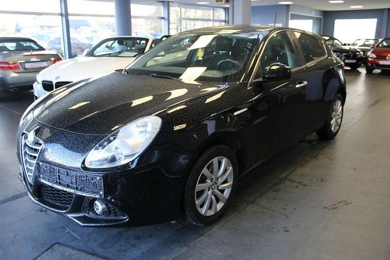 Gebraucht Alfa Romeo Giulietta Turismo 170 PS (125 kW) 2015 Schwarz Kleinwagen