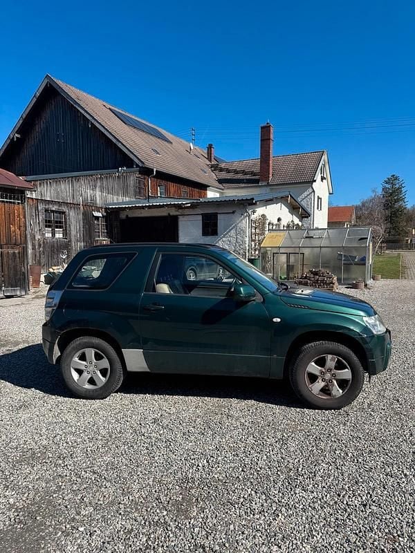 Gebraucht Suzuki Grand Vitara 104 PS (76 kW) 2008 Grün SUV