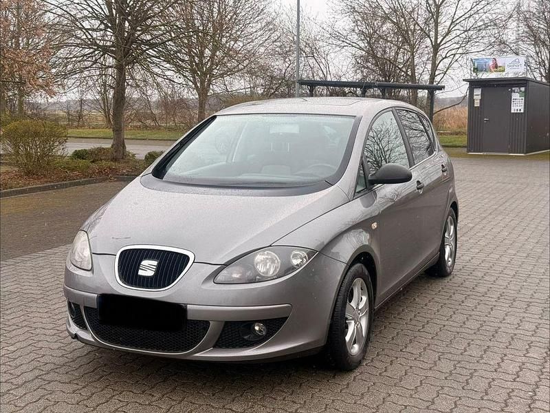 Gebraucht Seat Altea Stylance 105 PS (77 kW) 2008 Grau Van / Kleinbus