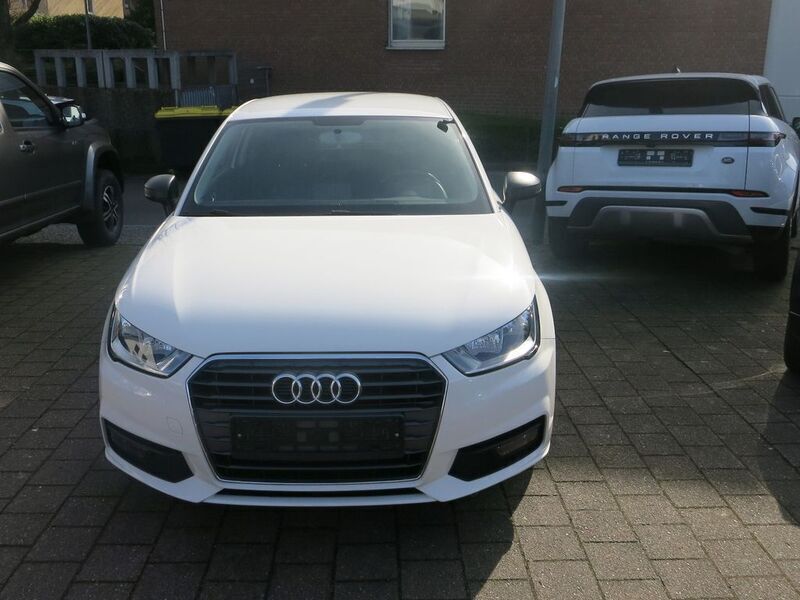 Cortinaweiß Gebraucht 2015 Audi A1 Sport Kleinwagen | 9.980 € (Fairer Preis) - Bild 1/4