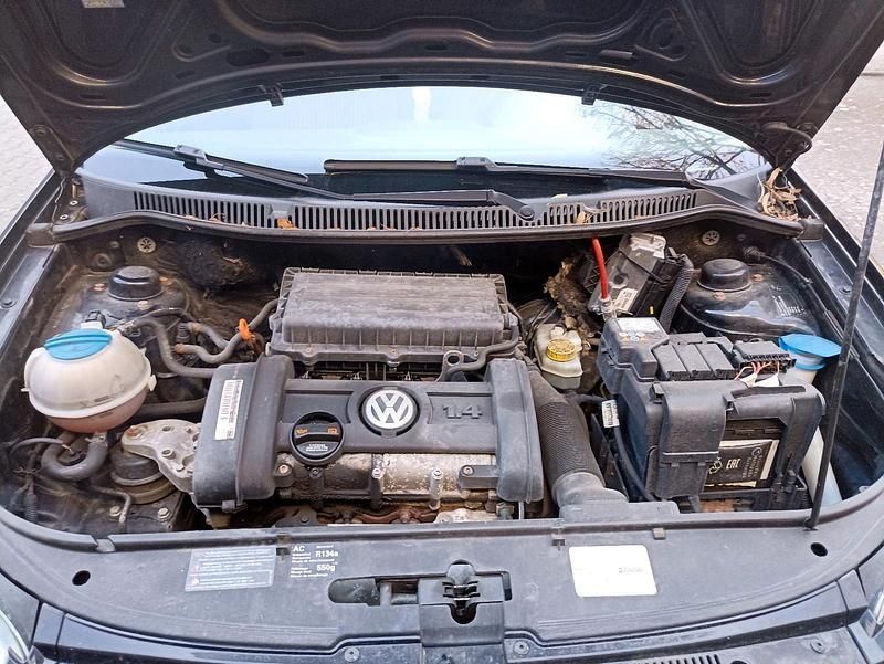 Gebraucht VW Polo 90 PS (66 kW) 2006 Schwarz Kleinwagen