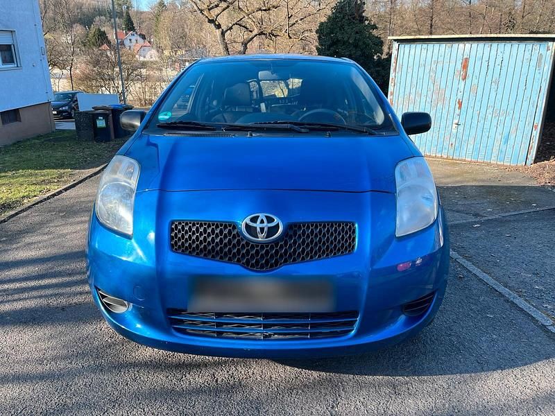 Gebraucht Toyota Yaris 75 PS (55 kW) 2008 Blau Kleinwagen