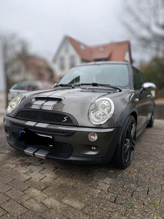 Grau Gebraucht 2007 Mini Cooper S Kleinwagen | 5.100 € (Fairer Preis) - Bild 1/4