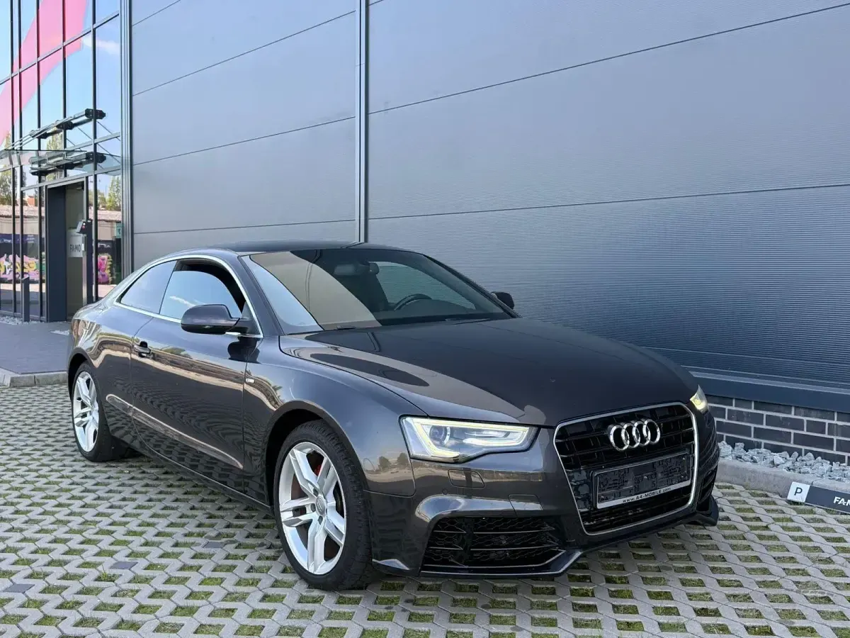 Gebraucht Audi A5 S-Line 177 PS (130 kW) 2012 Schwarz Coupé