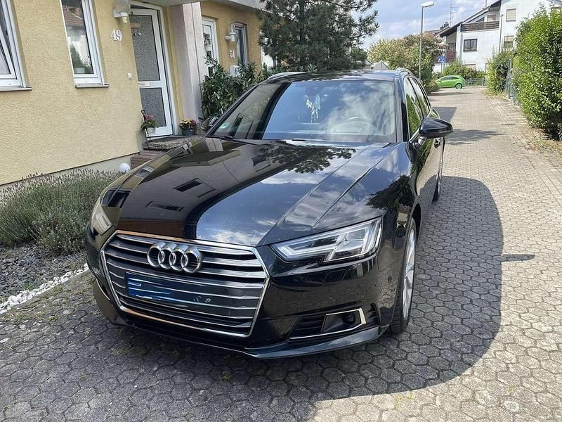 Gebraucht 2018 Audi A4 Sport Kombi | 20.500 € (Teuer) - Bild 1/4