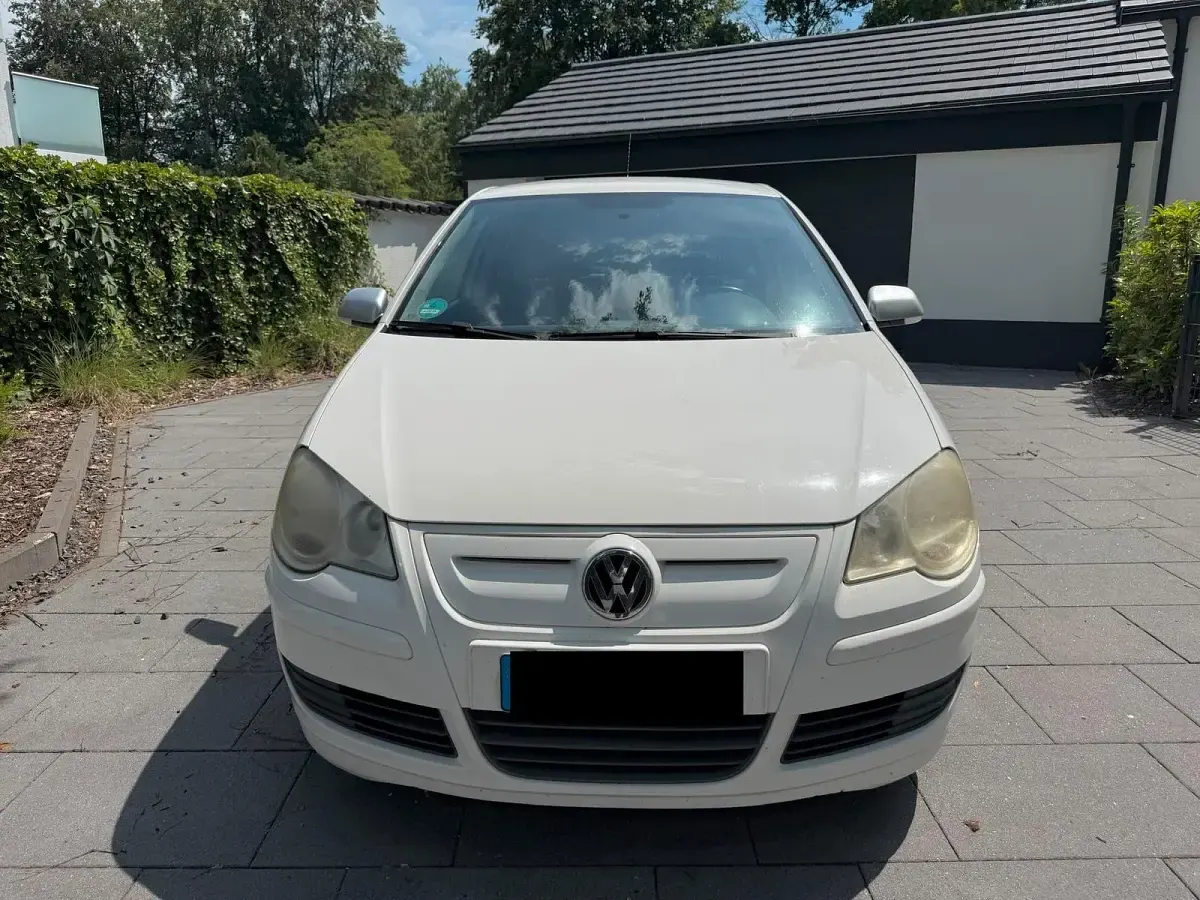 Gebraucht VW Polo 80 PS (58 kW) 2009 Weiß Kleinwagen