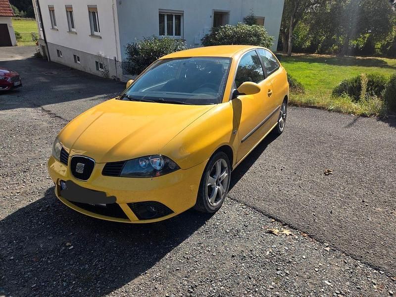 Gelb Gebraucht 2008 Seat Ibiza Comfort Limousine | 1.999 € (Superpreis) - Bild 1/4