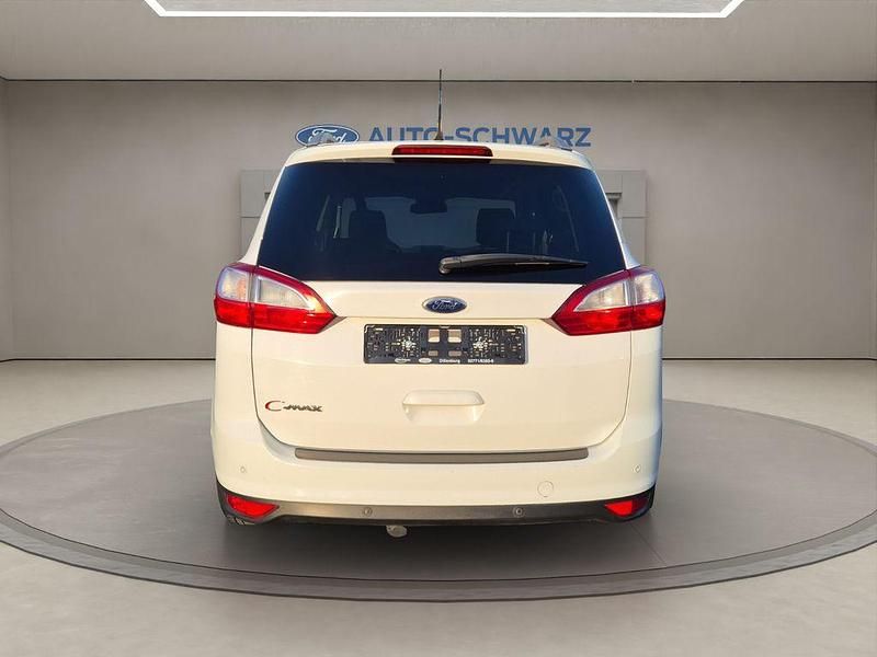 Gebraucht Ford Grand C-Max Titanium 125 PS (91 kW) 2015 Weiß Van / Kleinbus