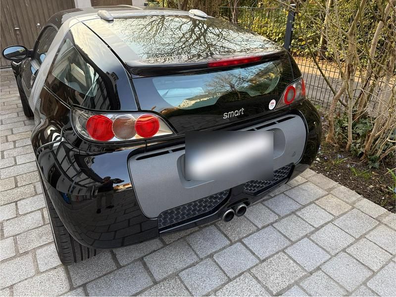 Usado Smart Roadster 81 HP (59 kW) 2004 Preto Cabrios