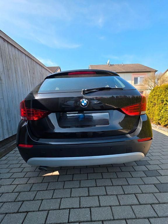 Gebraucht BMW X1 177 PS (130 kW) 2010 Schwarz SUV