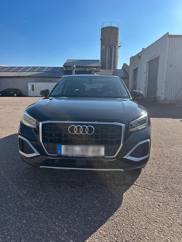 Schwarz Gebraucht 2020 Audi Q2 SUV | 20.000 € (Guter Preis) - Bild 1/4