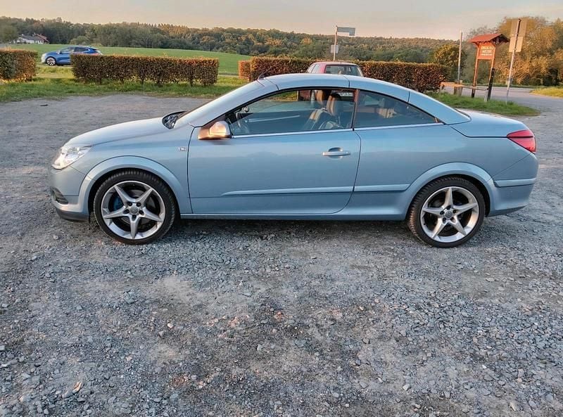 Gebraucht Opel Astra Cabriolet 150 PS (110 kW) 2008 Blau Cabrio