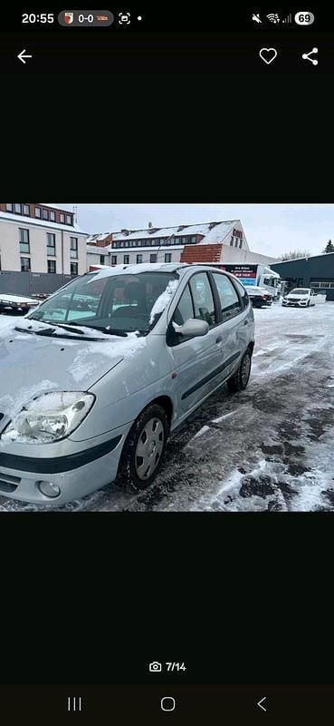 Gebraucht Renault Scénic 110 PS (80 kW) 2001 Silber Van / Kleinbus
