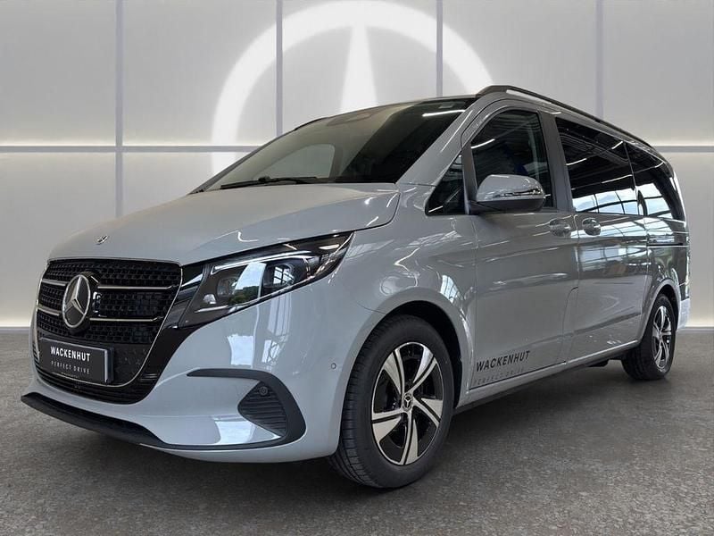 Grau Gebraucht 2025 Mercedes V250 Style Van / Kleinbus | 63.930 € (Etwas zu teuer) - Bild 1/4