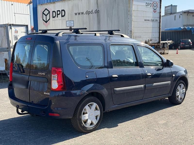 Gebraucht Dacia Logan 84 PS (61 kW) 2013 Blau Kombi