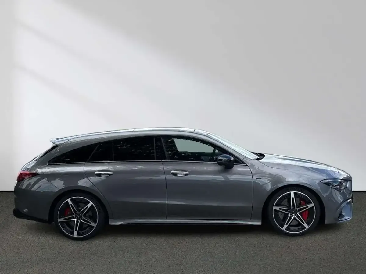 Gebraucht Mercedes CLA45 AMG AMG 421 PS (309 kW) 2025 Lack mountaingrau Coupé