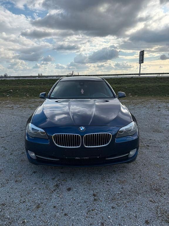 Usata BMW 520 184 CV (135 kW) 2012 Blu Station wagon