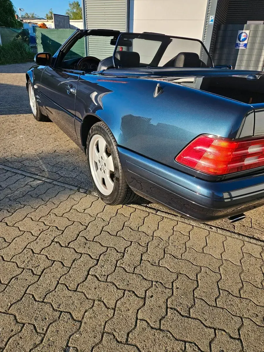Gebraucht Mercedes SL500 306 PS (225 kW) 1999 Andere farben Cabrio