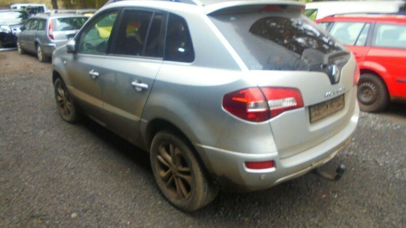 Gebraucht Renault Koleos Dynamique 150 PS (110 kW) 2010 Violett metallic SUV