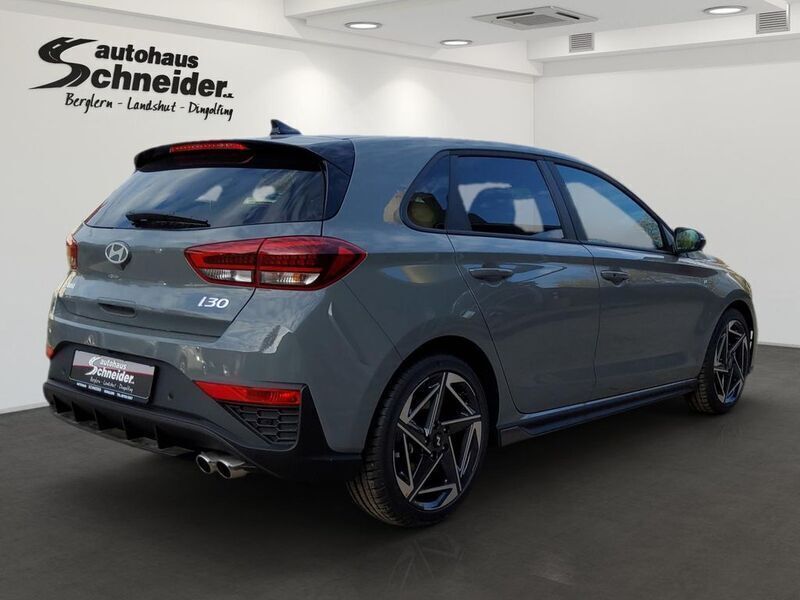 Gebraucht Hyundai i30 N Line 140 PS (102 kW) 2024 Grau Limousine