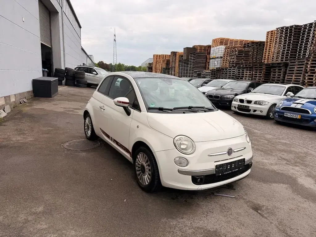 Gebraucht Fiat 500 Lounge 69 PS (50 kW) 2012 Weiß Limousine
