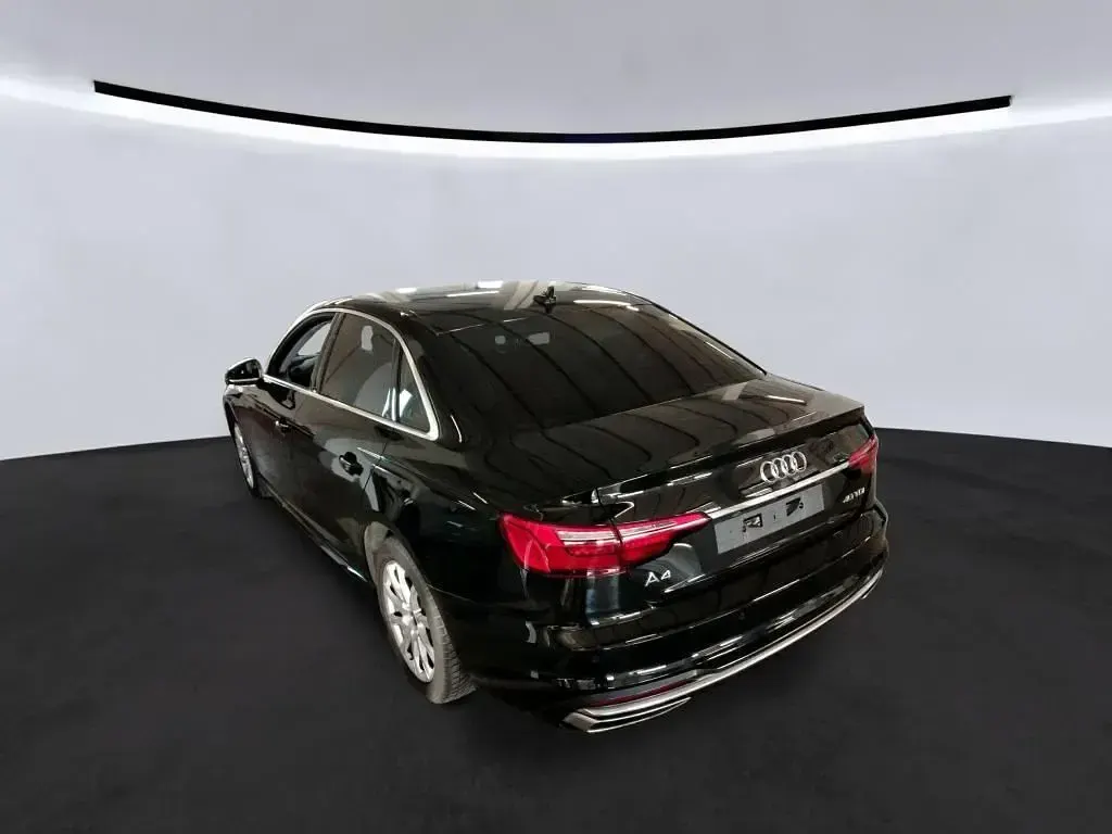Gebraucht Audi A4 Sport 204 PS (150 kW) 2023 Schwarz Limousine