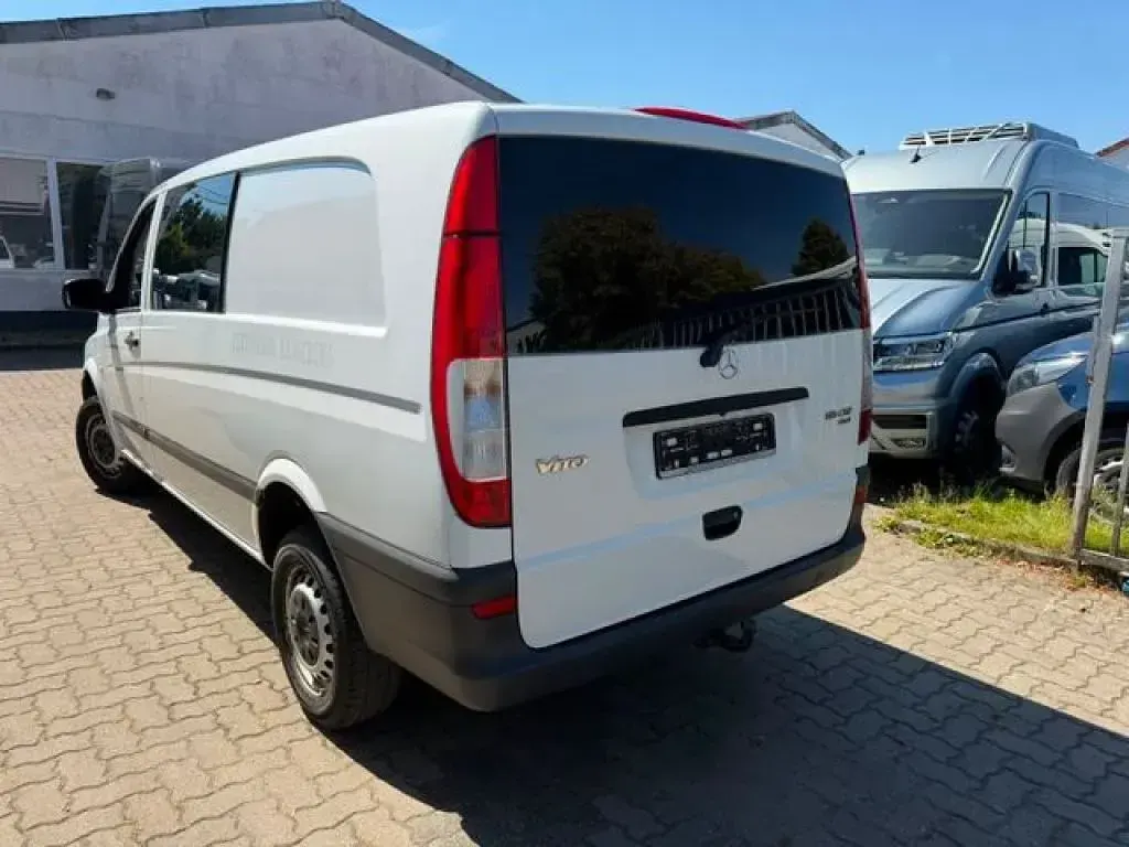 Gebraucht Mercedes Vito 163 PS (119 kW) 2014 Arktikweiss Van