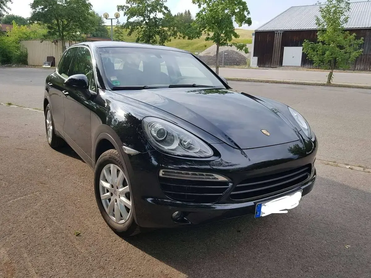 Gebraucht Porsche Cayenne 245 PS (180 kW) 2012 Schwarz SUV