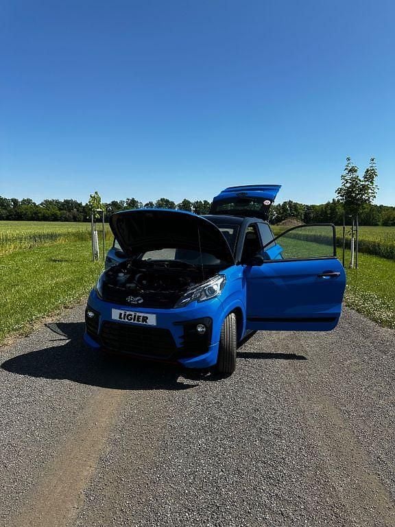 Gebraucht Ligier JS60 15 PS (11 kW) 2022 Blau Kleinwagen