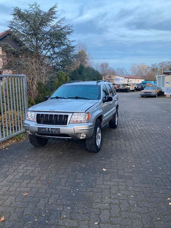 Silber Gebraucht 2005 Jeep Grand Cherokee Overland SUV | 8.875 € (Fairer Preis) - Bild 1/4