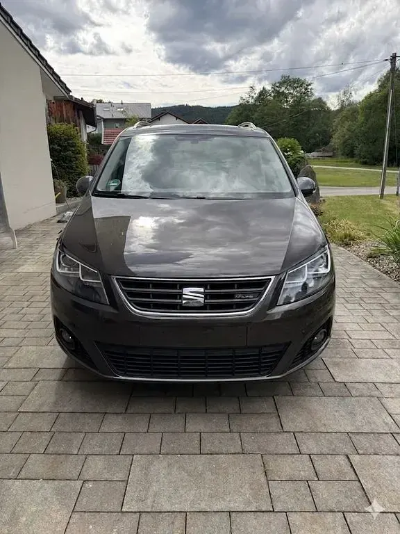 Gebraucht Seat Alhambra FR-Line 184 PS (135 kW) 2018 Braun Van / Kleinbus