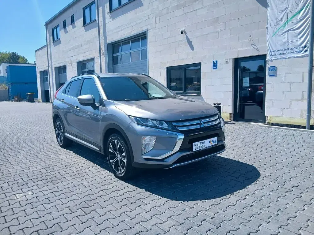 Gebraucht Mitsubishi Eclipse Cross Active 163 PS (119 kW) 2020 Grau SUV
