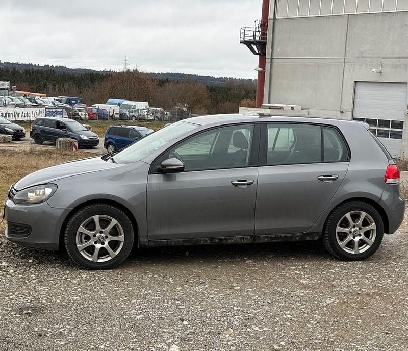 Gebraucht VW Golf VI 140 PS (102 kW) 2010 Grau Kleinwagen