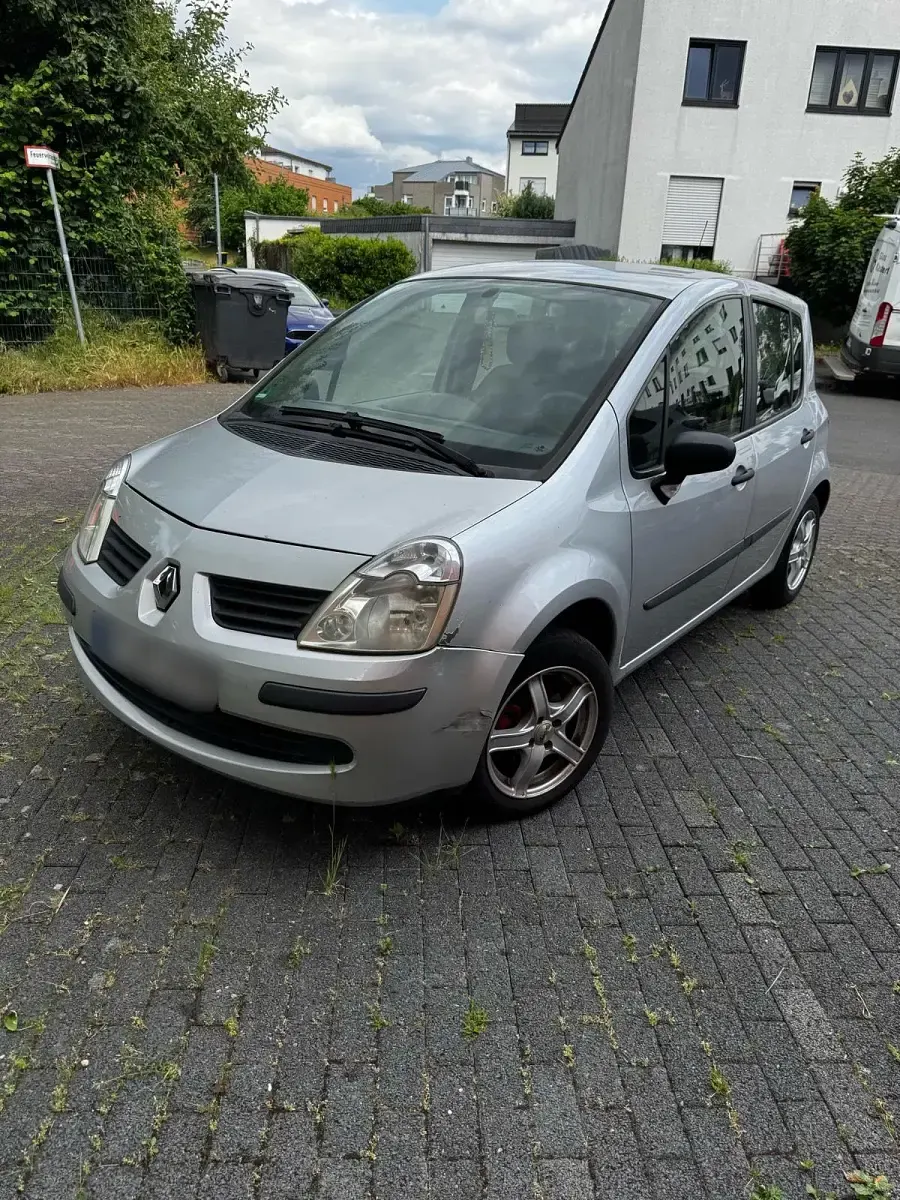 Gebraucht Renault Modus 75 PS (55 kW) 2007 Silber Van / Kleinbus