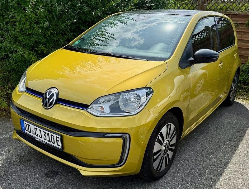 Gold Gebraucht 2020 VW e-up! Style Kleinwagen | 9.600 € - Bild 1/4