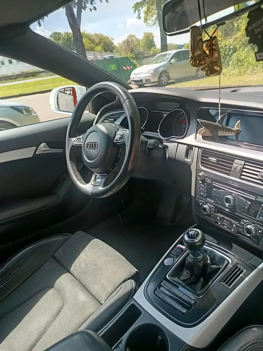 Gebraucht Audi A5 S-Line 170 PS (125 kW) 2012 Weiß Coupé