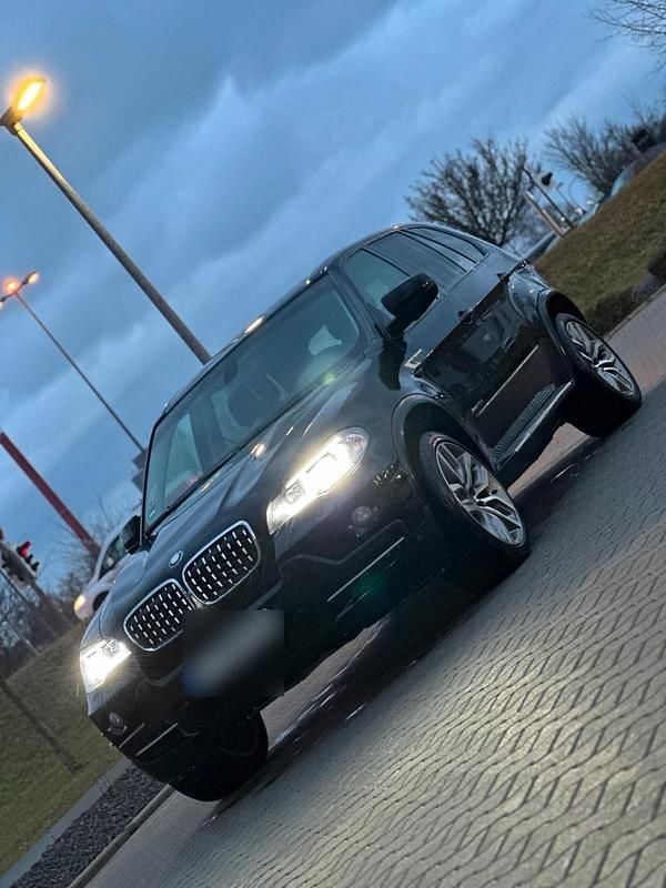 Gebraucht BMW X5 235 PS (172 kW) 2025 Schwarz SUV