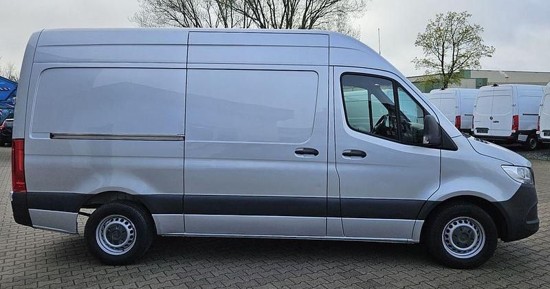 Gebraucht Mercedes Sprinter 150 PS (110 kW) 2022 Silber Van