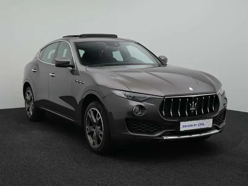 Gebraucht Maserati Levante 275 PS (202 kW) 2017 Grau SUV