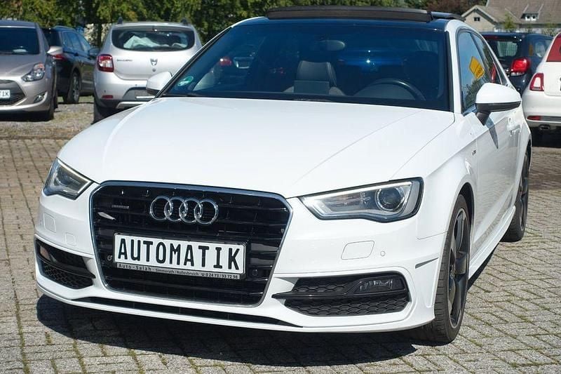 Weiß Gebraucht 2015 Audi A3 S-Line Limousine | 12.990 € (Superpreis) - Bild 1/4