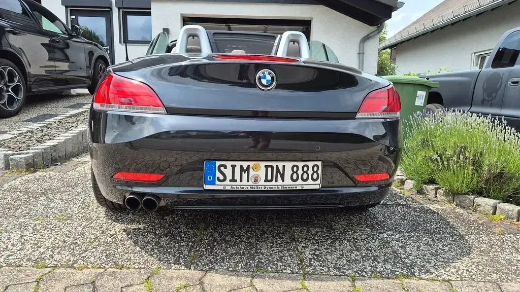 Gebraucht BMW Z4 Sport Line 204 PS (150 kW) 2010 Schwarz Cabrio