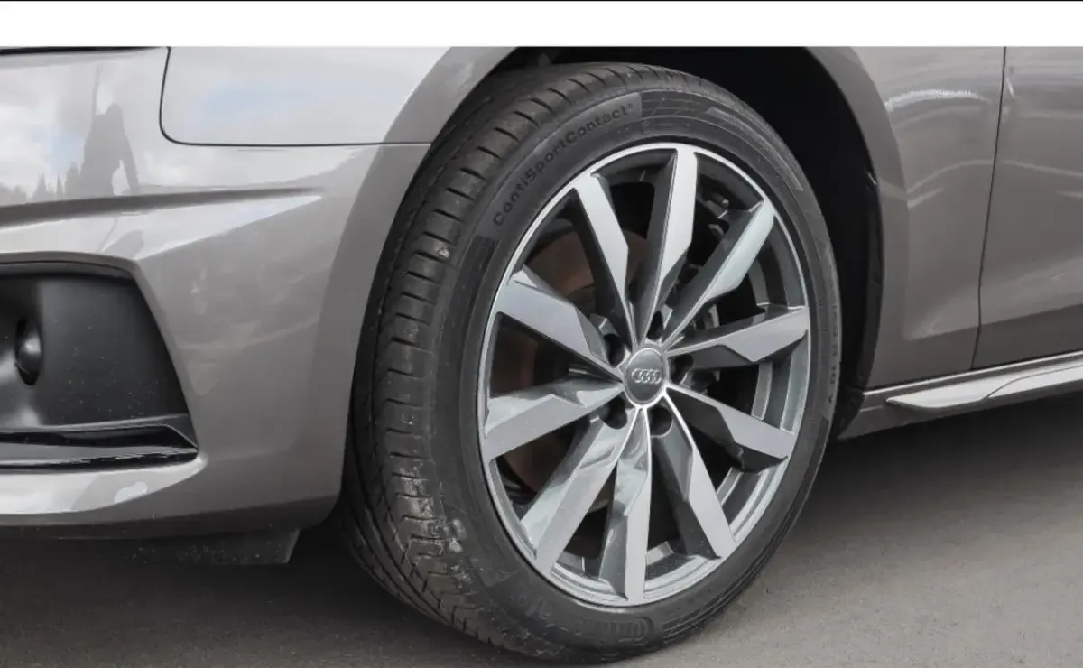 Gebraucht Audi A4 Advanced 150 PS (110 kW) 2019 Grau Kombi