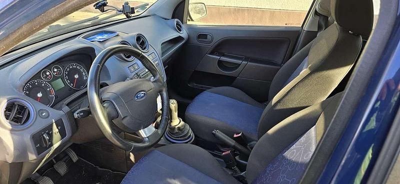 Gebraucht Ford Fiesta Trend 80 PS (58 kW) 2008 Kleinwagen