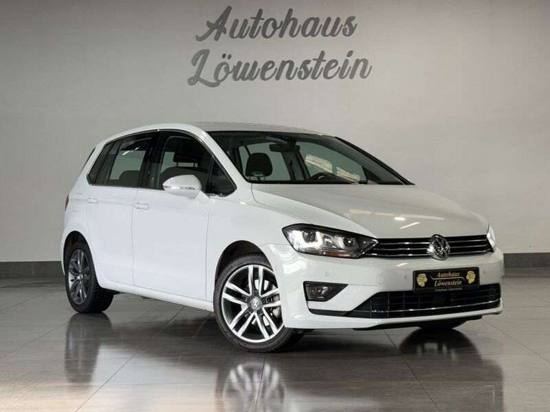 Pure white Gebraucht 2016 VW Golf Sportsvan Highline Van / Kleinbus | 15.480 € (Fairer Preis) - Bild 1/4