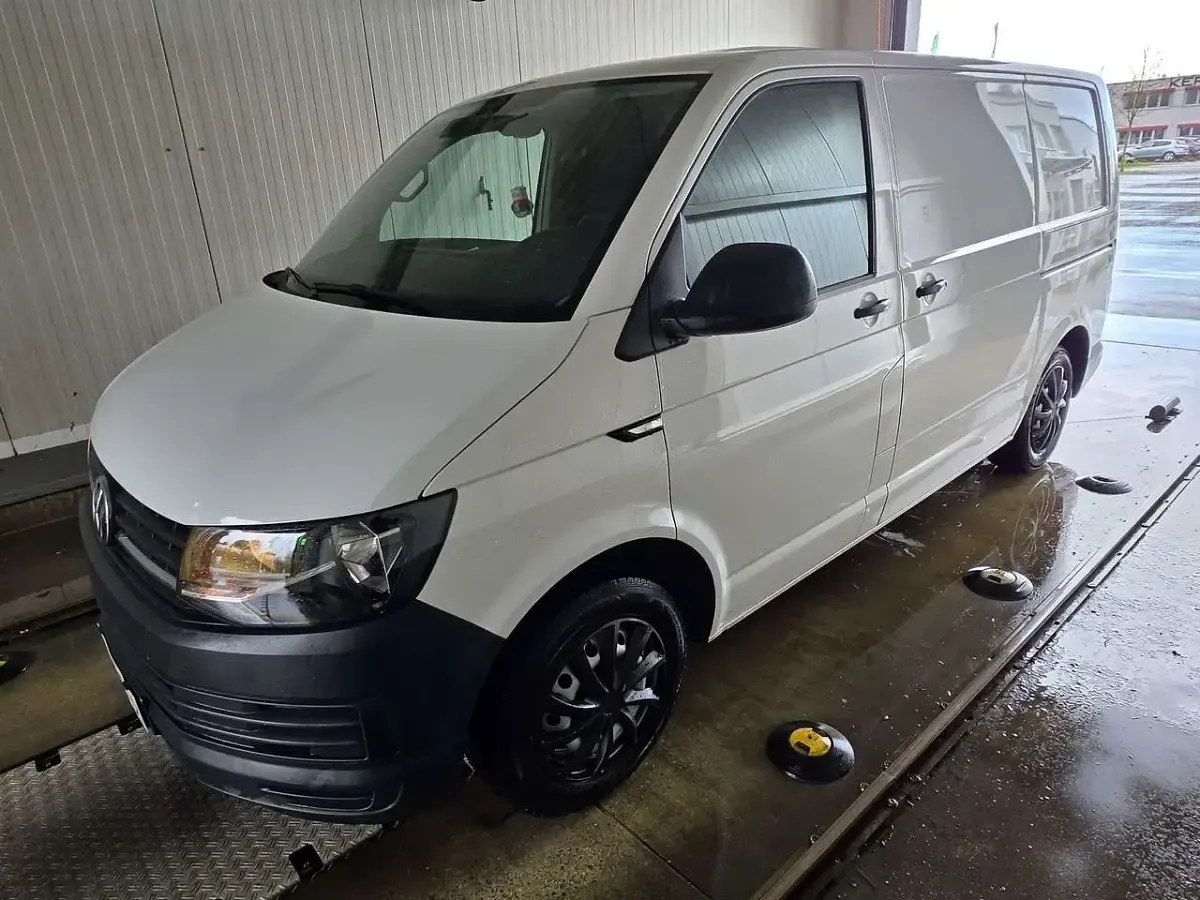 Gebraucht VW T6 150 PS (110 kW) 2019 Weiß Van