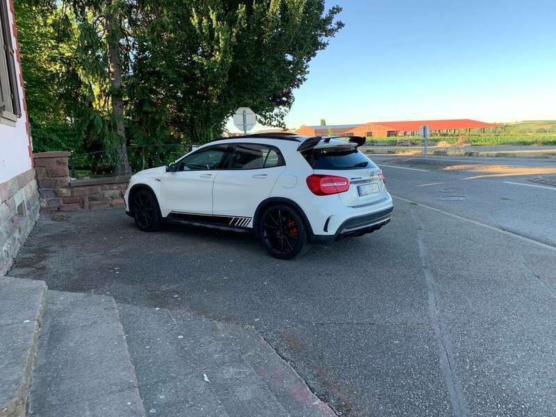 Weiß Gebraucht 2016 Mercedes GLA45 AMG AMG SUV | 26.500 € (Fairer Preis) - Bild 1/4