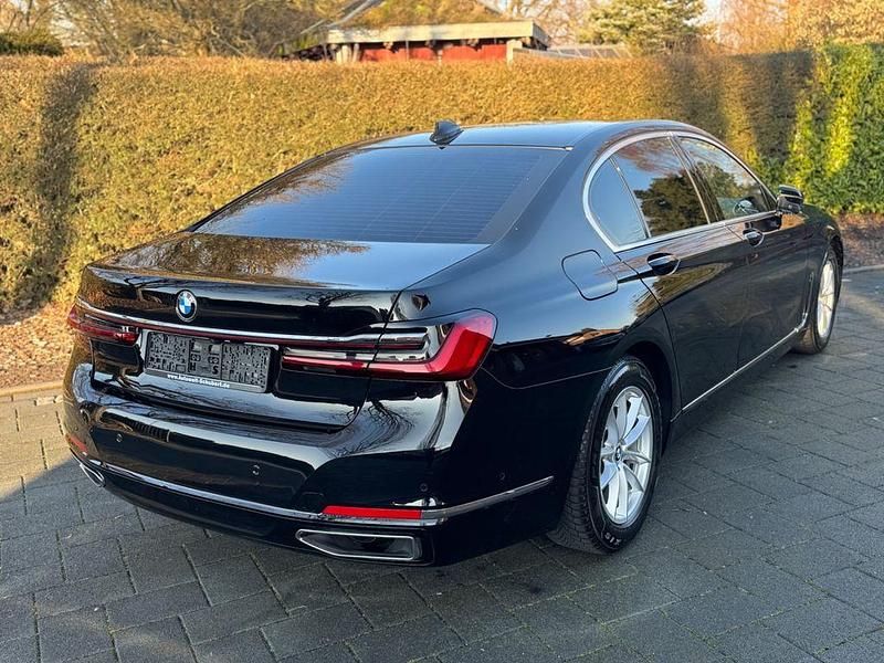 Gebraucht BMW 730 286 PS (210 kW) 2020 Schwarz Limousine